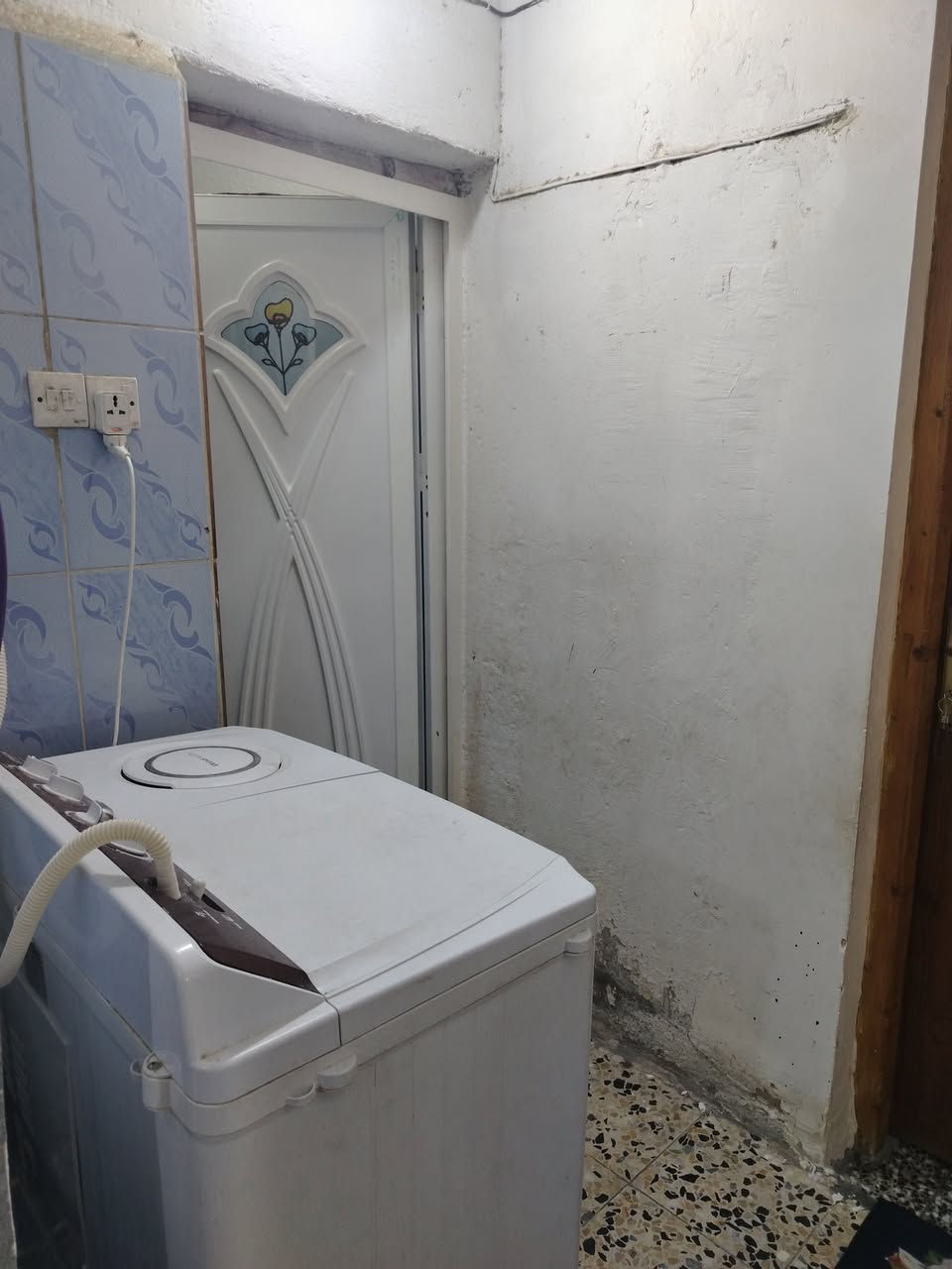 سلام عليكم بيت منطقة العبيدي الشهداء الأولى خلف مدرسه الأكرمين وقرب مدرسه ابو ذر الغفاري البيت المساحه 80متر مسلح السعر 108 بي مجال قليل رقم الهاتف ***********
رقم الهاتف***********
