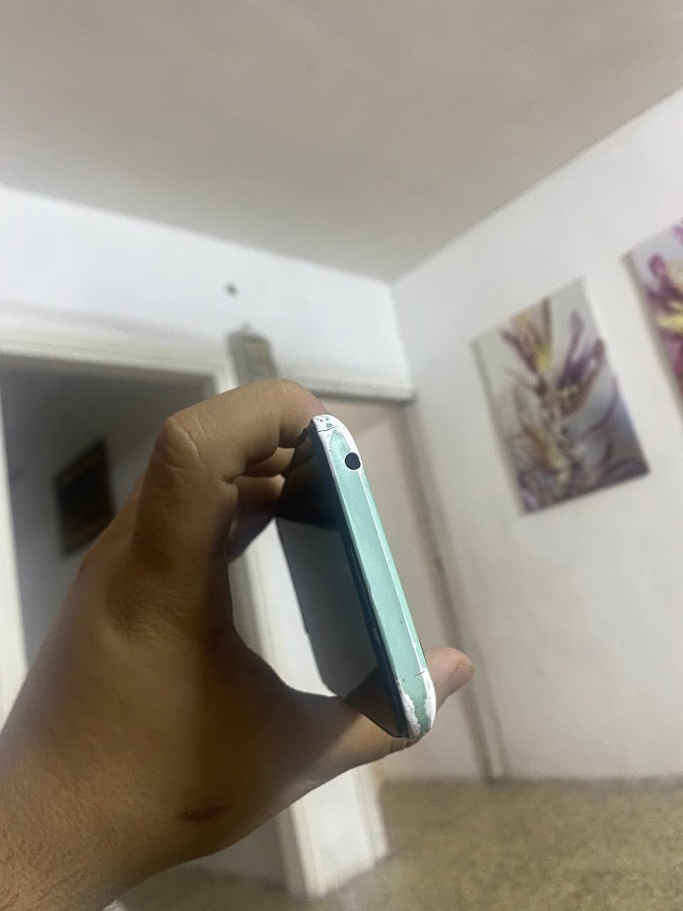 قيم وخذه ذاكرته ٣٢ لايعلك ولايشكل شاشه ٦٠ هرتز ويا شاحنه العاب ينزل كلشي ينزل تجي وشوف بعينك دبل سمكارت
مكاني بغداد الغزاليه لايوجد توصيل


**إذا كنت صاحب هذا الإعلان وتريد حذفه لأي سبب، رجاءا أرسل رسالة إلى الدعم الفني**