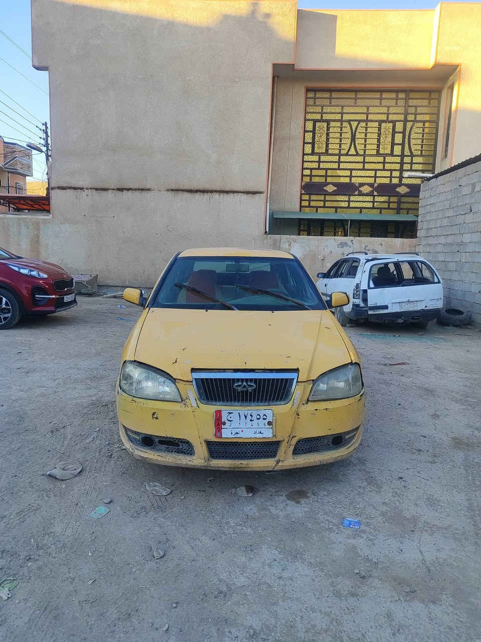 السلام عليكم
شيري كوين موديل 2010🚖
مال ماحد يشتغل بيها ع باب الله سعرها بسيط ب22 ورقه 
كير ومكينه يارس موديل 8 الحديث
رقم بغداد بسمنه 
السنويه ساقطه ب 24 
واخير هيئه مدفوعه ب 24 
الكشر كدامكم يرادلها ترتيب كهربائيات دشبول شغاله كلها 
بيع او مراوس حسب القناعه
للاستفسار ***********
