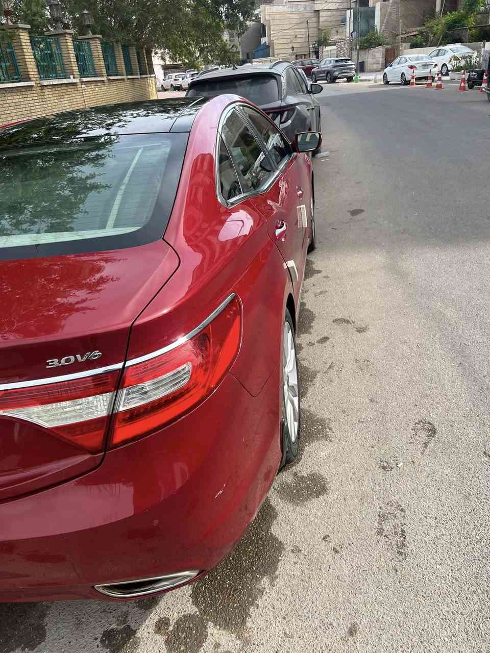 يالله السلام عليكم
للبيع. أزيرا. 2013 خليجي خـلـيـجـي فول مواصفات ViP

سياره بيها بنيد رش وباب خلفي 
وجاملغ والباقي كفالة 
سيارة احلى من صور 

ماشي 171 مكينة 6 سلندر

- مواصفات السيارة ViP

- بصمة تشغيل

- بصمة ابواب

- بصمة جنطة

- بنوراما طكتين

- داخل بيجي

- كشنات جلد

- كشنات كهربائية

- حساسات خلفية

- تبريد خلفي

- كشنات تدفئة

- بردة خلفية كهربائية

- اوتو هولد

- اشاير بل مري

- مري شفط

- داخل صاج اسود وبيجي

- سماعات انڤنتي

- مانع انزلاق

- مثبت سرعة

- تحكم استيرن

- لد امامي

- لد خلفي

- زينون

- ستيرن كهربائي ( متحرك )

- محرك 6 سلندر (  )

- كير ( ما مفتوح )

- دبل اكزوز خلفي

- ويل اكرون 19

- اوكس + USB

- تخم تاير

- وباقي المواصفات

اخوان سياره نضيفه وحلوه 
جاهزة من كلشي  رقم اربيل الجديد 

السعر105

***********

مكاني بغداد
