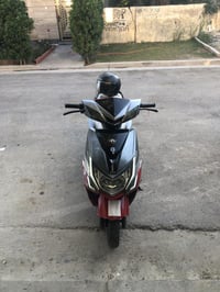 دراجه سكنس شحن للبيع  بسعر R9 السص450 وبيها مجال حك لجبه الدراجه رزنه ...