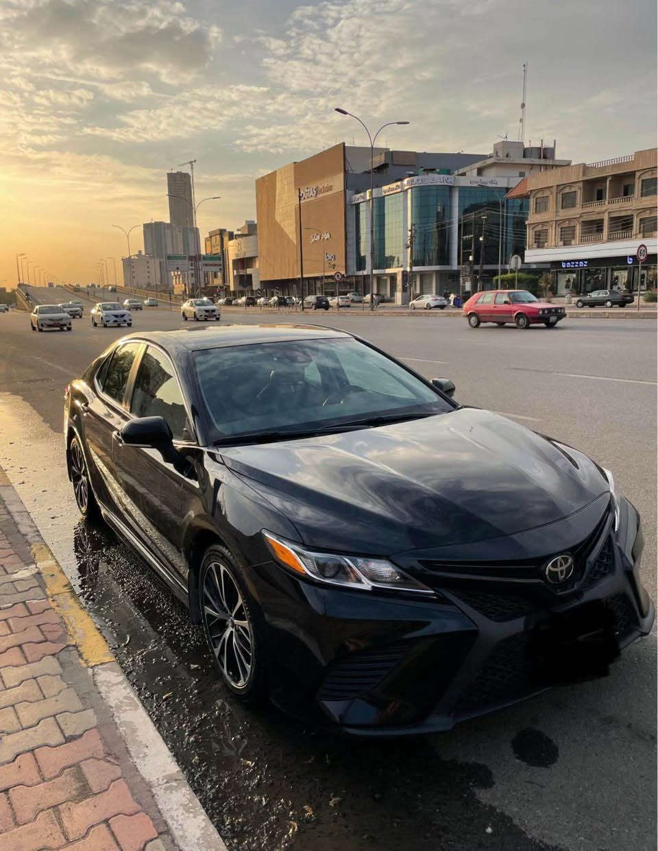 ‎تۆیۆتا کامری LE ٢٠١٩
‎ماوەی رۆیشتن ٧٧ میل
‎نرخی ١٥٨ وەرەقە و مەجال
‎سەنەوی و هەزەی نوێ
رەسمی شانصی و حادیسەکەم داناوە. 
یەک دەرگای هەیە 
سەیارەکە کلێرە لەسەر ساخی امریکا کرایە 
ناو کرێمیە بێ مەسرەف
‎شوێنی ئۆتۆمبێل هەولێر
***********
*********** أربيل, العراق
