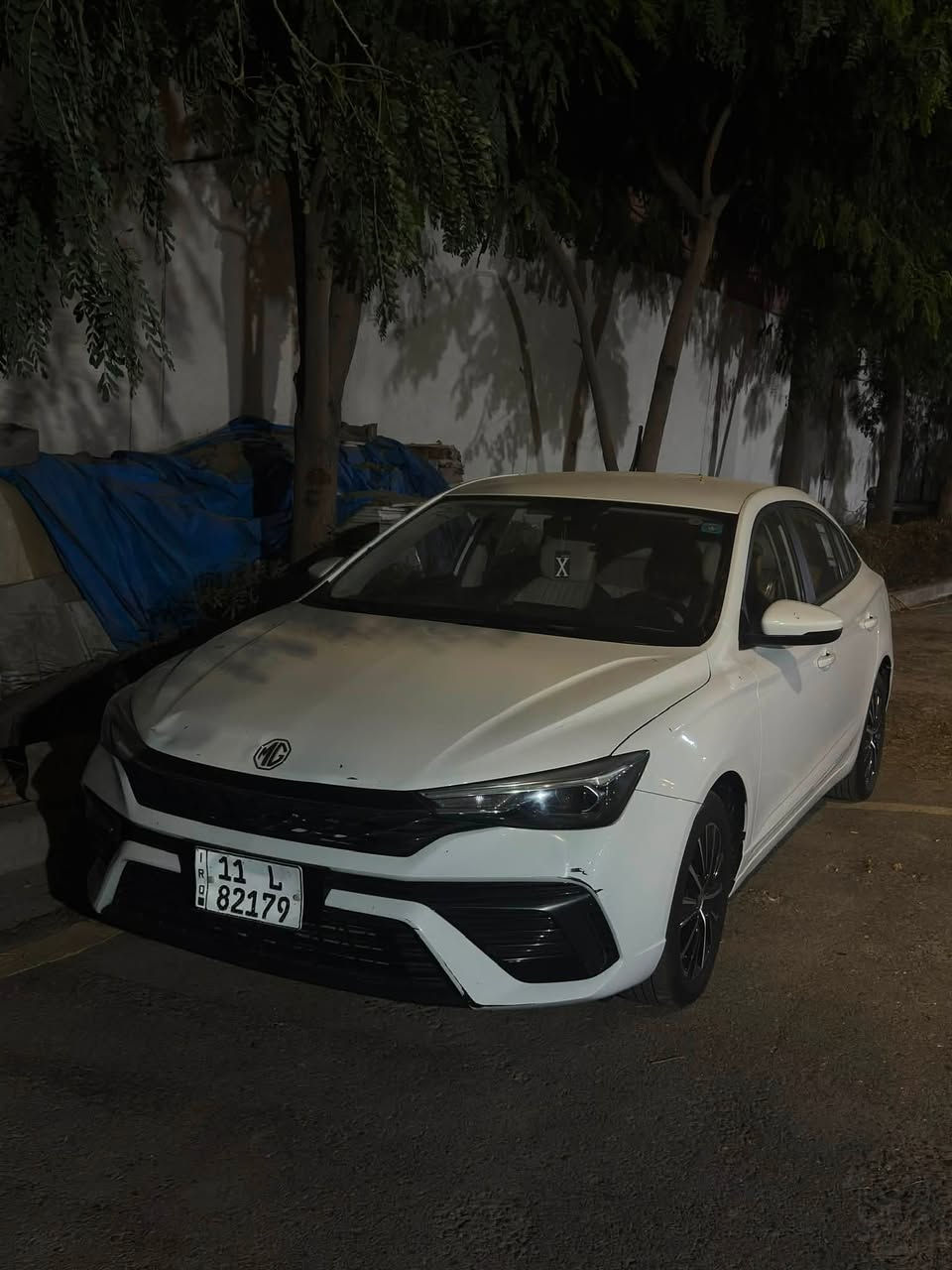السلام عليكم MG5 بلس النص مواصفات استخدام شخصي ونظيفة من الداخل السياره بيه حادث من الخلف موضح بالصوره ومصلحه السياره نضيفه ومرتبه بس بعد قدر وصار واكو رصعه بالبنيد من كدام هم
 
حساسات أمامية وخلفية
مثبت سرعة
مقاعد جلد
مكيف أوتوماتيك
عدادات رقمية
أمامية وخلفية LED إضاءة
أمامي وخلفي USB شاحن
وسائد هوائية متعددة
نظام الثبات الإلكتروني EP
لظام مانع الانزلان P
ظام مراقبة ضغط الإطارات TA
ماشيه السياره 16 الف
السعر 18 مليون قفل السعر 
والشراي خل يتفضل عل واتس 
الرقم ***********
