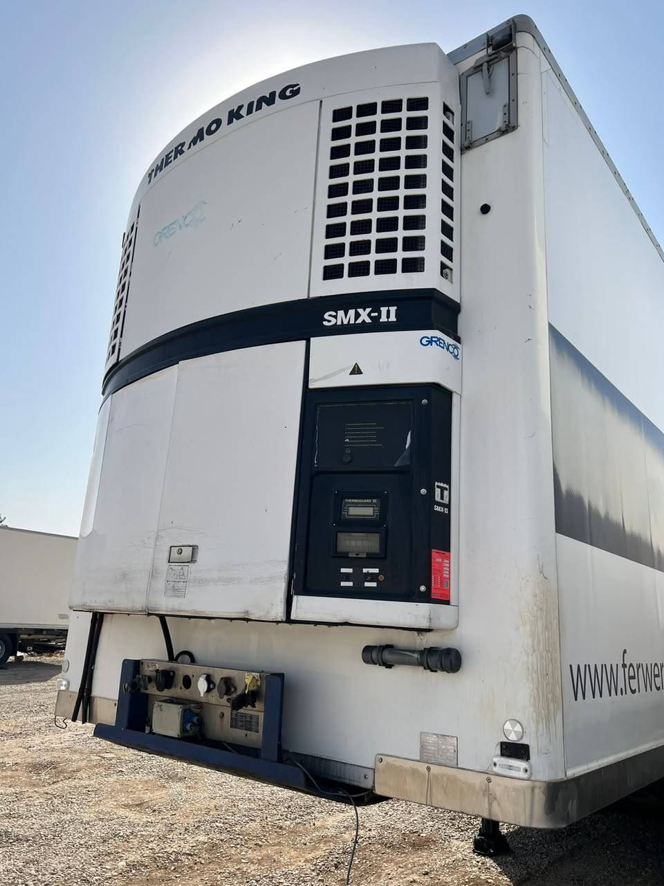 للبيع 1998 سمك 5 رتفاع 265 منفيس ***********
