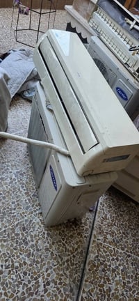 سبلت • ٢ كارير ١ توشيبا • نظيفة