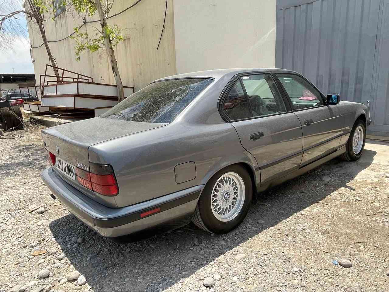 BMW 525ia 1991
تۆماتیک سلاید چوارجام کارەبا کوشن جلد ئاوێنە کارەبایی بیلادی تۆماتیک تەبردە سەیارەیەکی تا بڵێی جوان و رێکە أربيل, العراق


**إذا كنت صاحب هذا الإعلان وتريد حذفه لأي سبب، رجاءا أرسل رسالة إلى الدعم الفني**