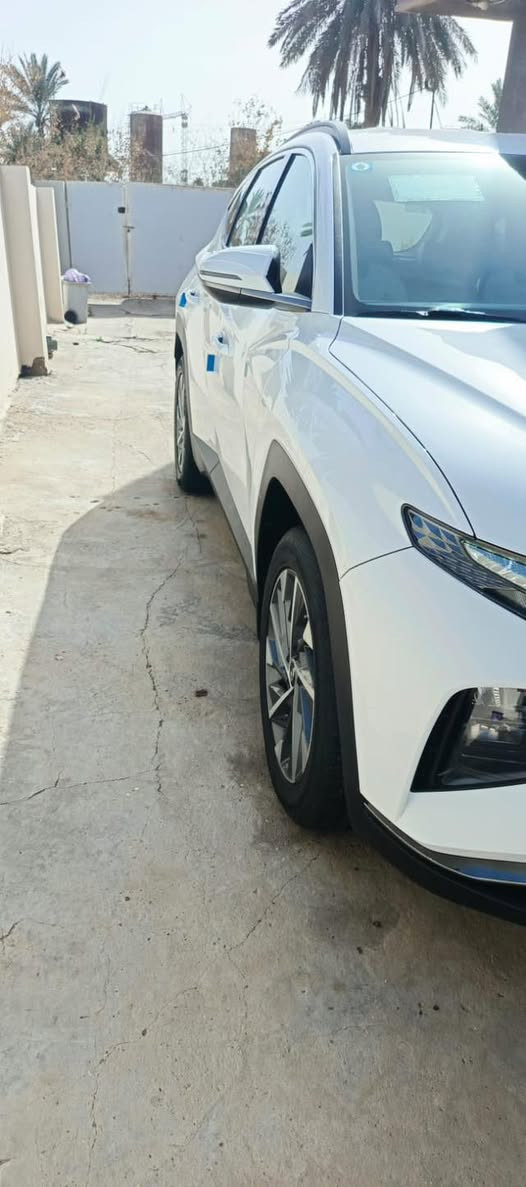 سلام عليكم توسان للبيع موديل 2022خليحي فول مواصفات كفالة السيارة عدا قطعة جاملغ مبدلة اصلية بدون صبغ ماشية 64الف رقم بغداد بسمي شخصياً مكانها بغداد للاستفسار ***********
