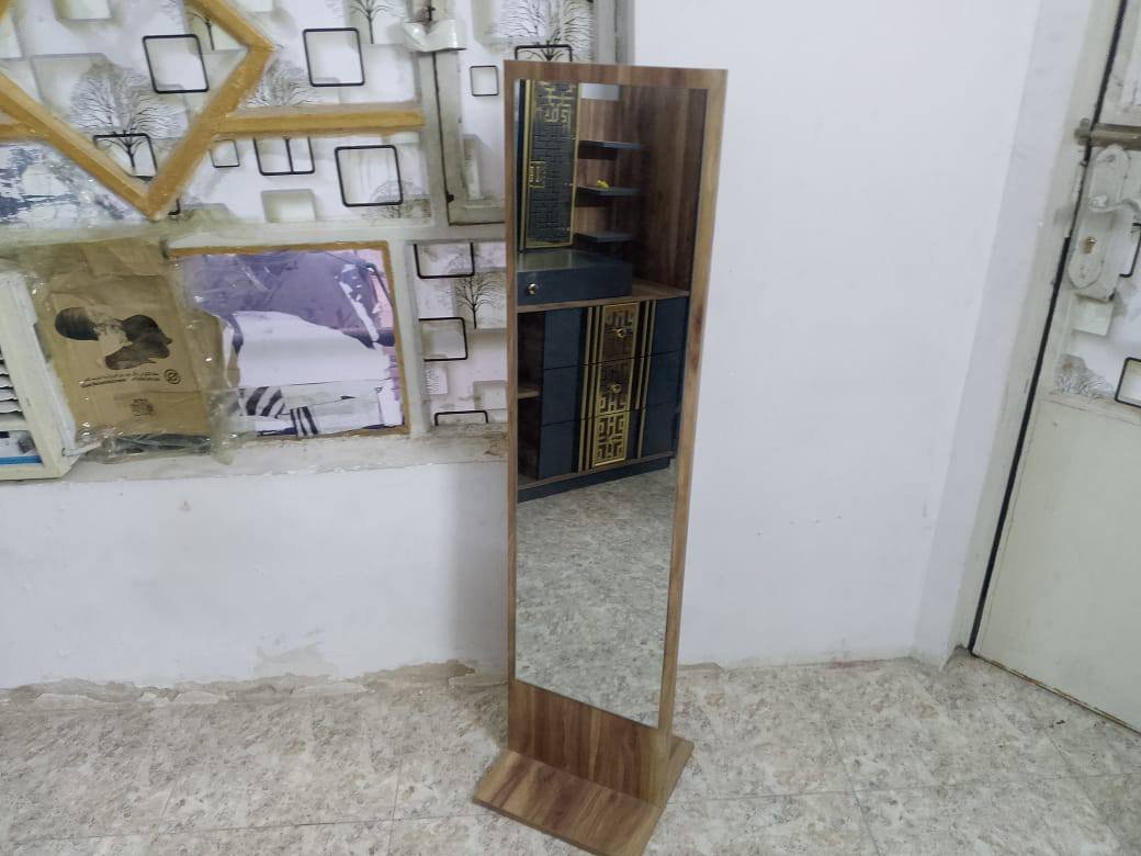 غرفه نوم للبيع النضافه ٩٥بالميه نضافته بغداد البلديات ***********
