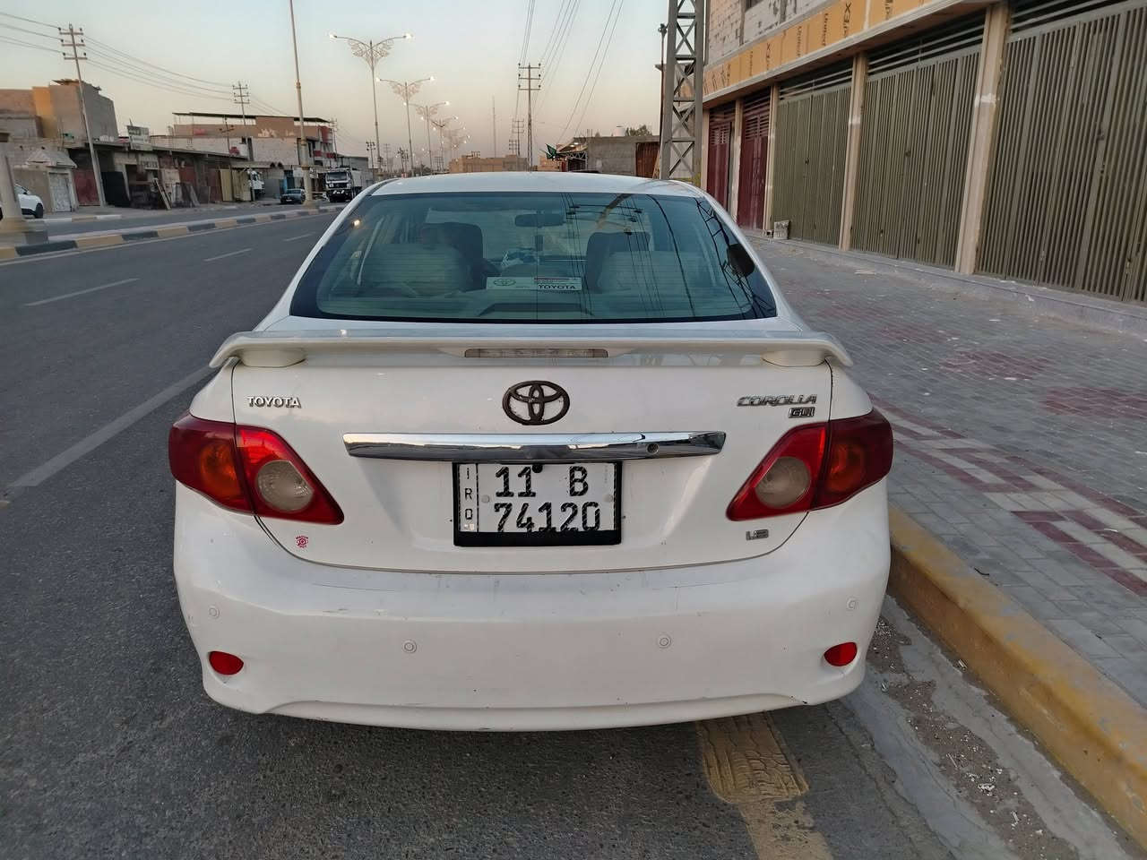 السلام عليكم كورلا ٢٠٠٩ بغداد خليجي فول مواصفات مكفوله من حادث مكفوله من اي تعمير ماشيه ٢٠٠ تبريد فول تخم تاير جديد باتري جديد بيها صبغ أثر تكشير سياره بسمي رايدها ب١٠٥ وبيها مجال للشراي للاتصال ***********
