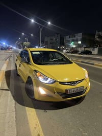 النترا ٢٠١٤ • اصفر • حادث امامي