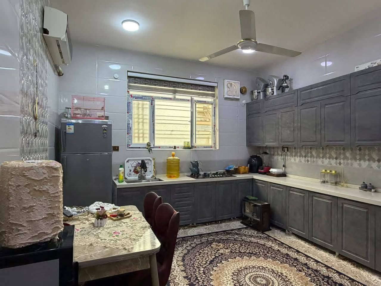 🏠 / دار للبيع مساحه ٣٨٠ م طابو زراعي سند

             واجهه ١٦ م / نزال ٢٣.٧٥ م 

🧱 بناء حديث درجه أولى 

الطابق الاول/ مطبخ . أستقبال . هول . غرفتين . مجمع صحيات . كراج . حديقة 

الطابق الثاني/ غرفتين . هول . مجمع صحيات

🌍 الموقع / ابو غرق حي ابو اسد ( حي الحوراء ) موبايل‏‪   م   ***********  موبايل   ‬‏‏‪***********‬‏
