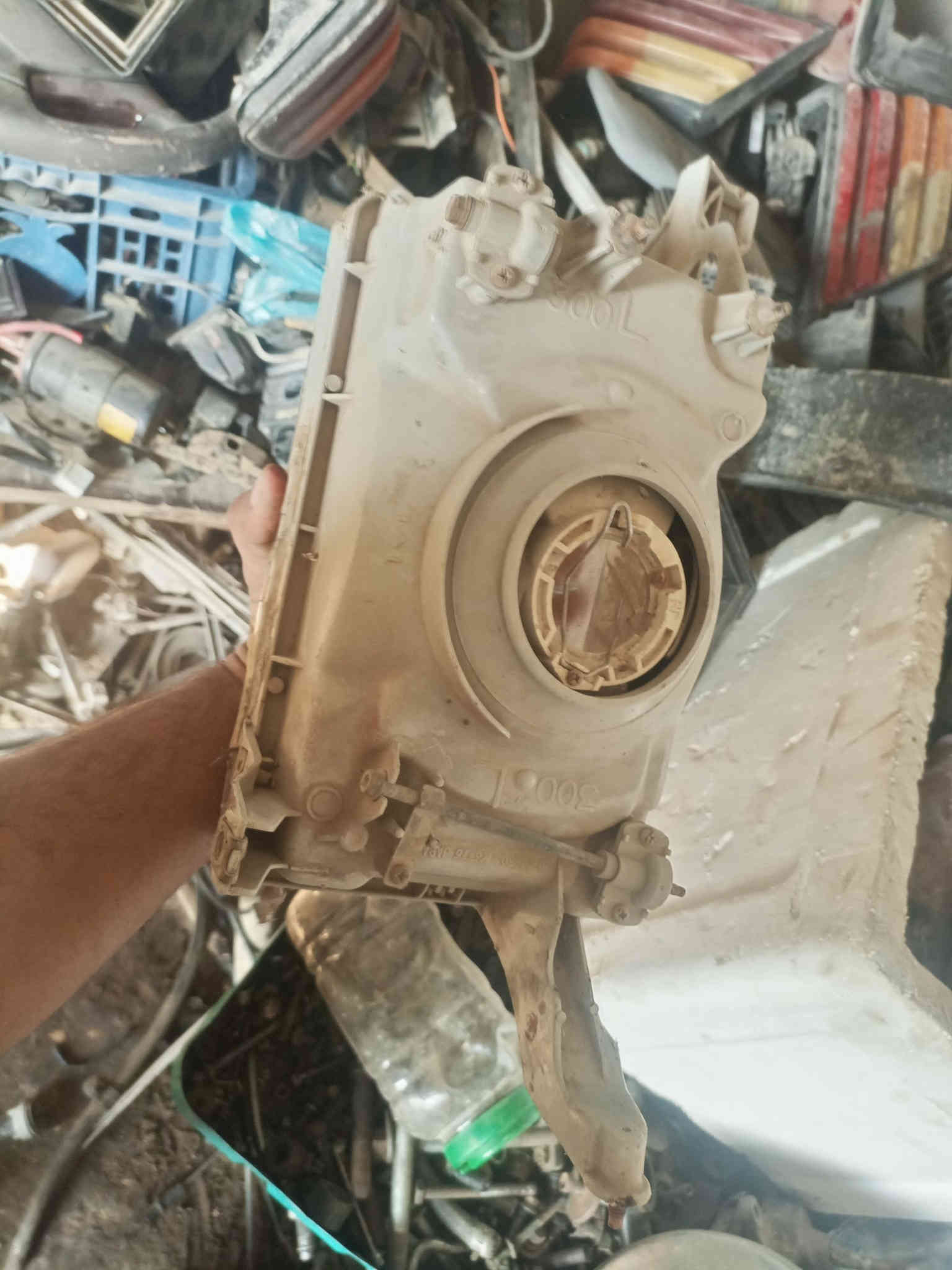 السلام عليكم غراض للبيع مكان واسط قضاء الحي ***********
