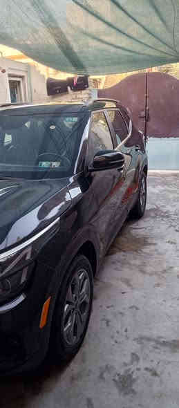 كيا سيلتوز موديل 2024  وارد امريكي نص فول بصمة فوريل  باسمي تحويل ثاني يوم كفالة من شاصي ولغد ومحرك وكّير السيارة ما مبدل بيها ولا قطعة تعديل جاملغ وشبرين من البنيد مكاني بغداد-الشعب السعر 180 وبيها مجال للطيبين ***********
