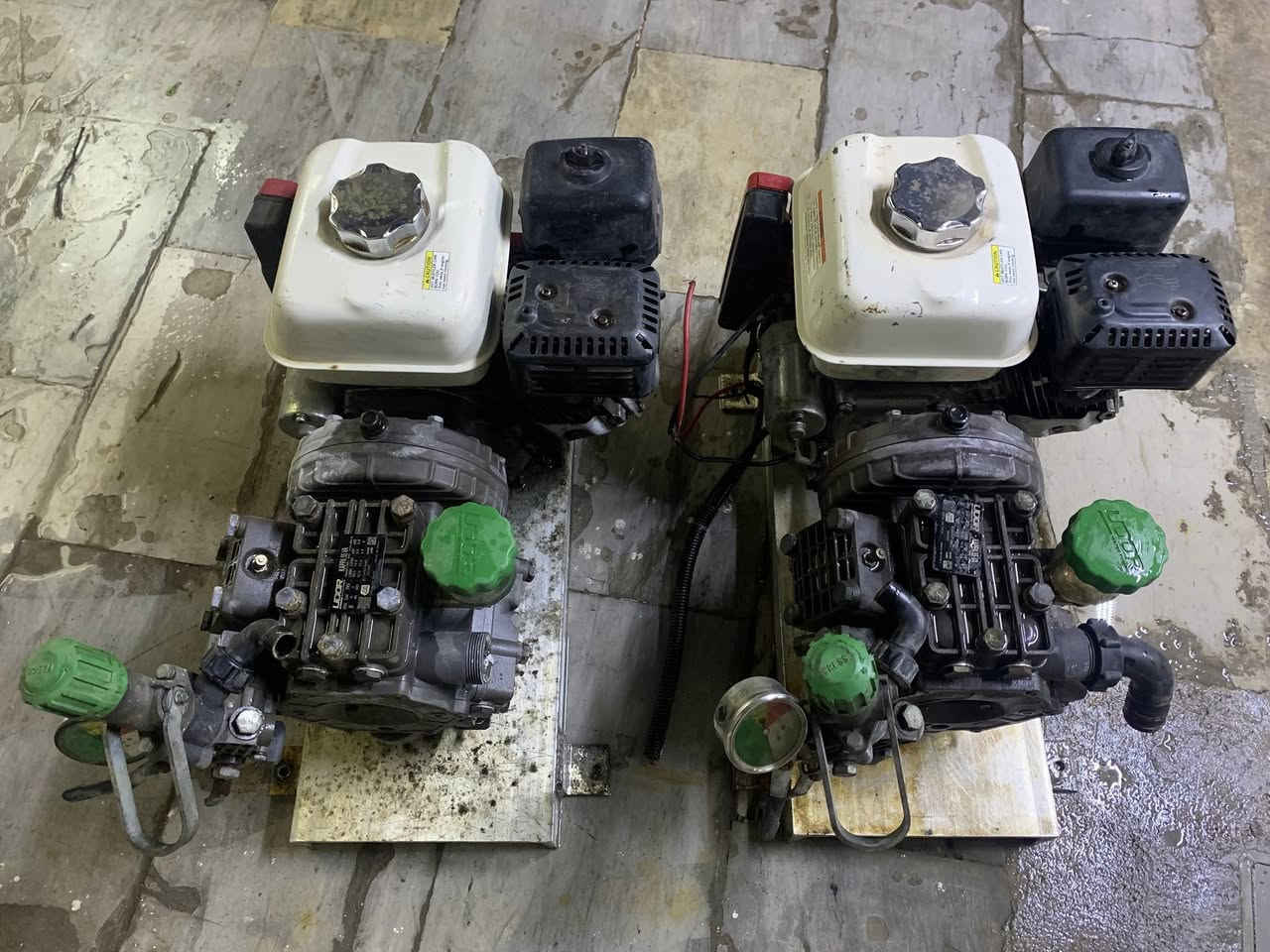 يالله
ماطورات هوندا ياباني اصلي
والمضخه ايطالي ٤٠ بار اصلي( زرااااعي ) 
حلوات وجدد
بغداد / بارك السعدون
***********
