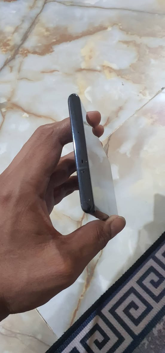 نوت ١٠ بلاص نظافة ٩٥% ذاكره ٢٥٦ نسخه أمريكي بس الاعدادات نكليزي باقي كله عربي جهاز كفاله من تصليح او عطل سعر قفل قفل ٢٧٥ تفاصيل مذكوره اتصل ***********ت عمارة, ميسان
