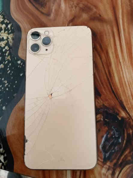 11 برو ماكس ذ 256 بطارية 85  
***********
