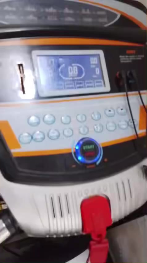 سلام عليكم 
جهاز مشي رياضي (كارديو)
كله شغال وجديد ما مستعمل قليل 
قيم وأخذ بما يرضي الله 
الاستفسار على الرقم 
 0772 877 5937
