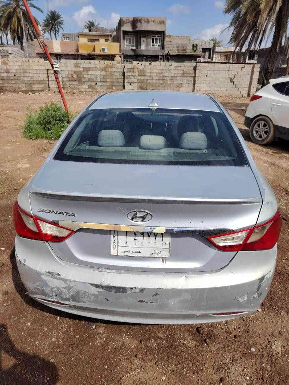 سوناتا 2013 بيها ٤ قطع ابيعلك احزام مواصفات كشنات كهرباء و تدفئه كامره خلفيه تحكمات استيرن نضام البانزين عادي و ايكو *********** بغداد, العراق
