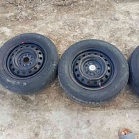 طخم  ويل مع تايرات حجم 15 اخو الجديد للبيع. 07810635044الشراي يدلل