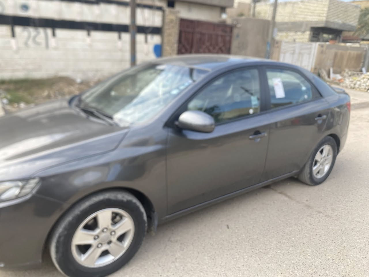 سيراتو موديل ١٣ خليجي  كير ومحرك مكفول بيها قطعتين بنيد وچاملغ جهه السايق مبدلين  وقطعه صغيره بارد ٥ويل كب مري شفط تحكمات ستيرن  رقم اربيل  السياره سنويه بأسمي تحويل او وكاله ثاني يوم السعر 105$
بغداد الزعفرانيه 
***********وتساب
