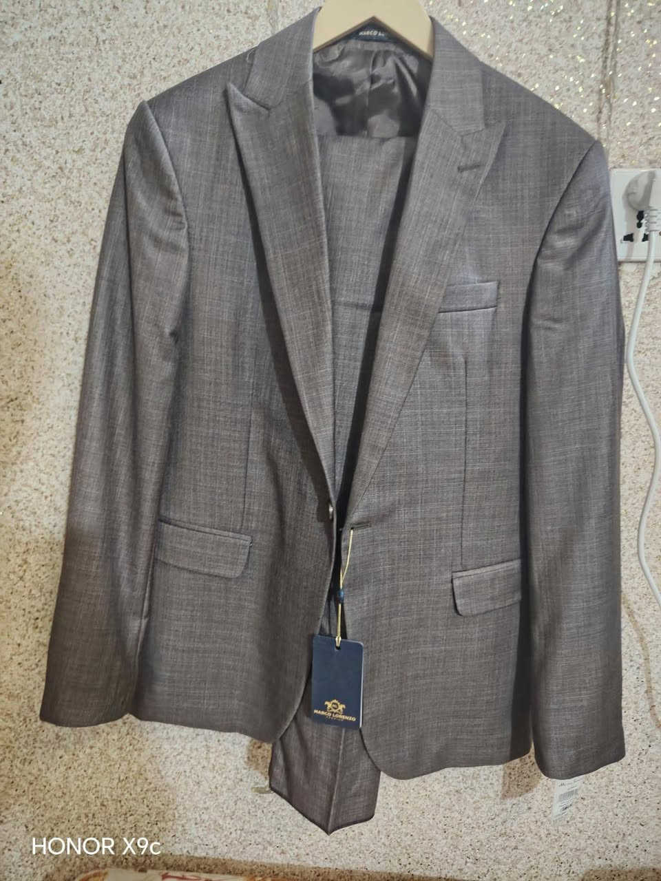 قوط رجالي تصفية كل الالوان للبيع عنوان دورة ابو دشير


**إذا كنت صاحب هذا الإعلان وتريد حذفه لأي سبب، رجاءا أرسل رسالة إلى الدعم الفني**