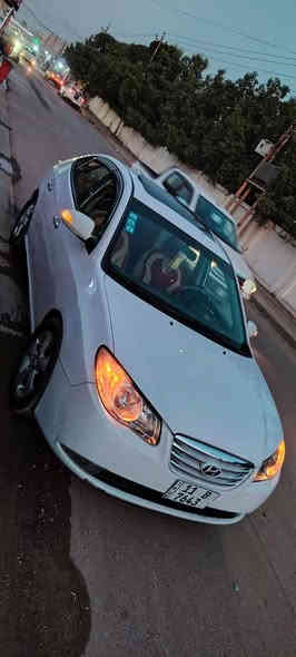 السياره جدا نضيفه ومواصفات معروفه مكينه 2000

السياره مكفوله ماعدا صبغ بدون معجون جاملغ الخلفي  لافتح ولاضربه اثر شخوط

اي استفسار اتصل بغداد الدورة 

***********
