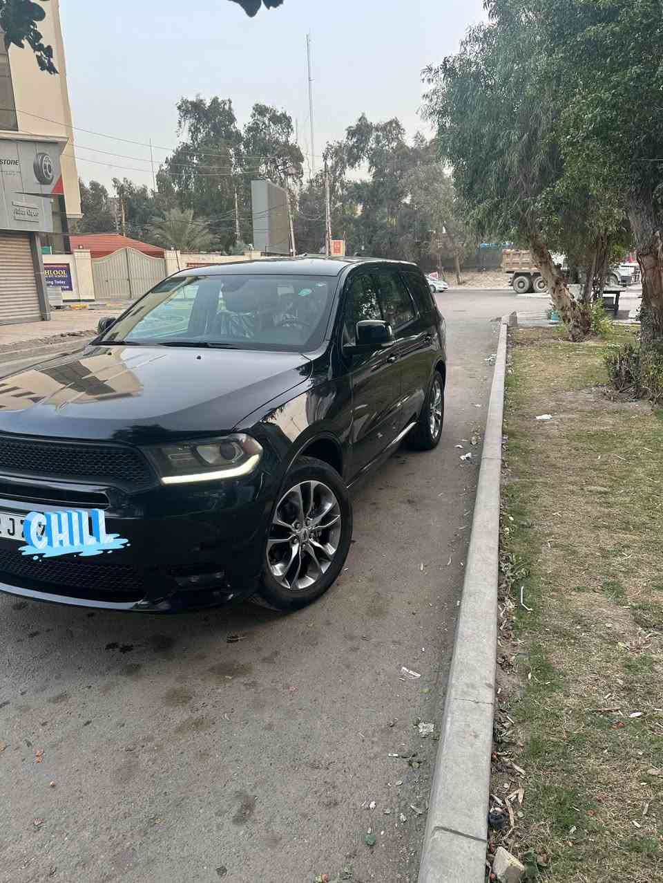 السلام عليكم 
للبيع دورنكو موديل 2020 رقم اربيل الجديد
محرك 6 سلندر 3600
السيارة حادثهه موضح بل سونار 
السعر 215 وبيها مجال
مكان بغداد اليرموك 
***********
