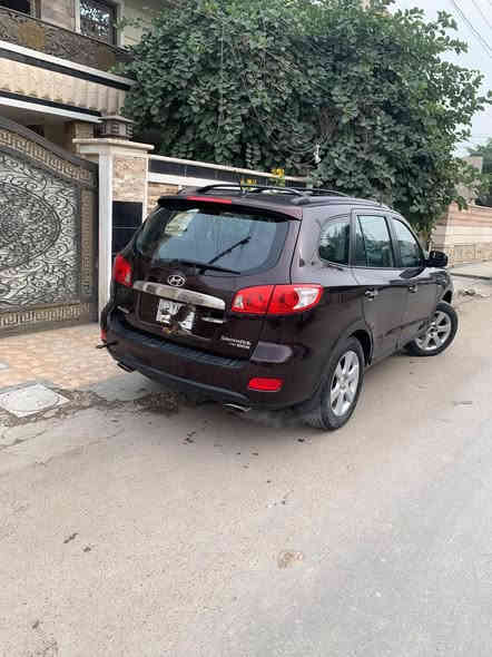 ‏سلام عليكم سنتافي بيع مراوس ‏2007 شكل تسعة فول مواصفات خليجي بدون ضربة ما عاد شخوطات￼ السيارة يحكم على السنار هيه مكينتها وكيره سعر السيارة 125￼￼ عنوان السيارة بغداد أي استفسار على هذا الرقم وتساب ***********￼
