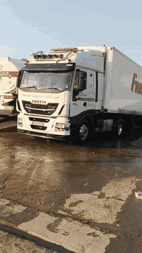 البيع مكلف بلنشر 
‏‪***********‬‏
مكان سياره ديالي. بعفوية
