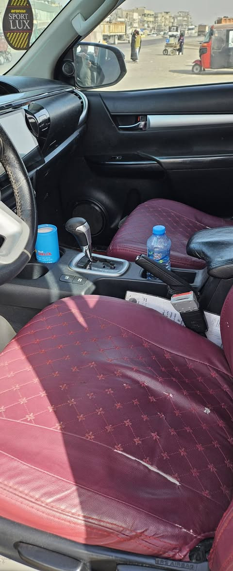 تيوتا هايلوكس ٢٠١٧ديزل محرك كاز 2800 بصمة تشغيل مري شفط شاشة كبيرة  محرك مبدل جديد كامرة خلفي الا ضافت باب على البدي  السعر المطلوب 260 ورقة بغداد  ***********
