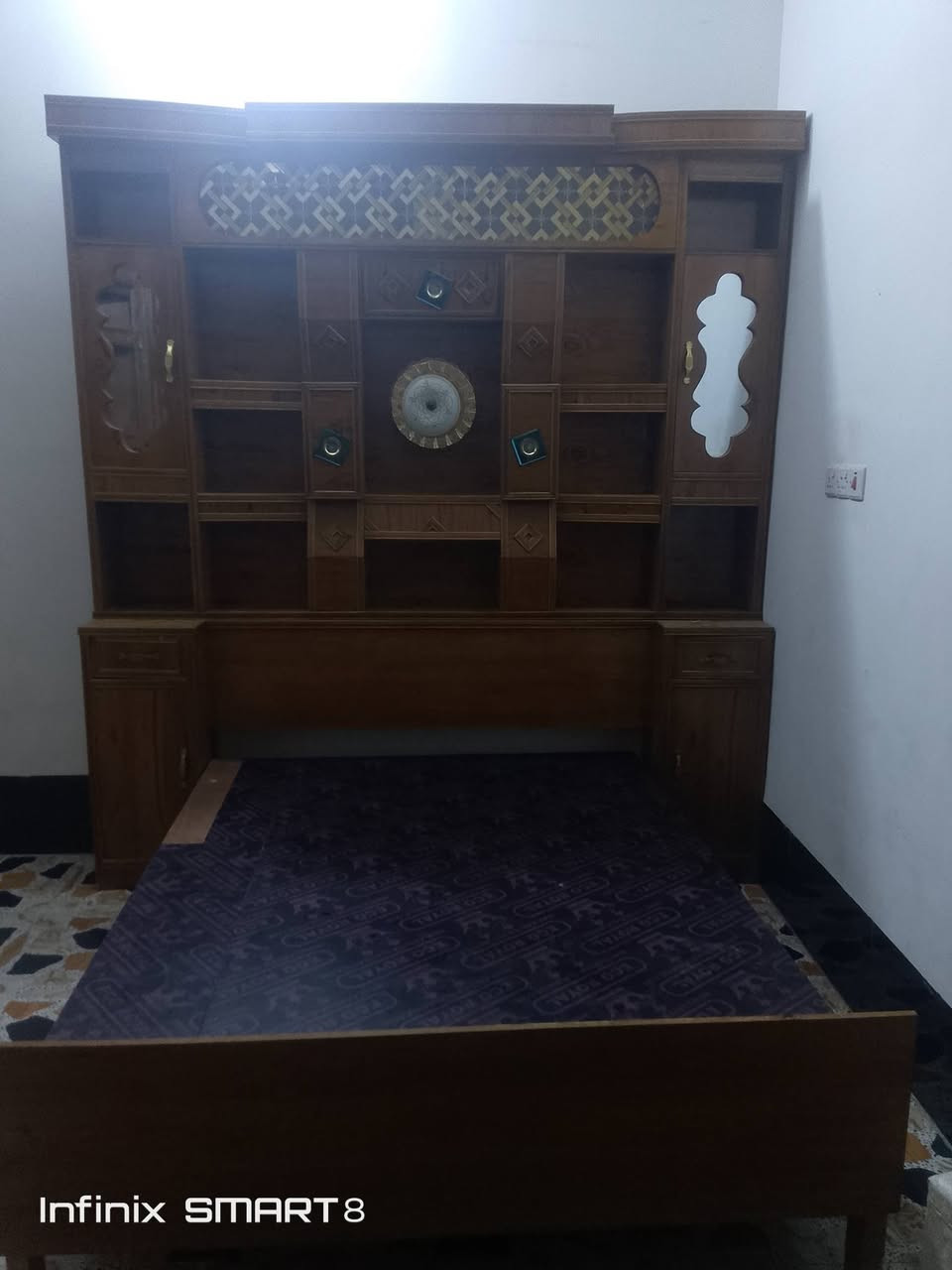 غرفه اخشاب البيع مستخدمه
التواصل ع الرقم ***********
