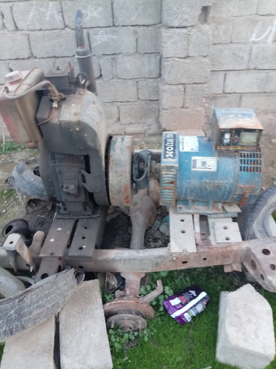 السلام عليكم ماطوربتروراس توليدوضاغطه ماء وياه صونده سححب وچك ولف السعر٦٠٠الف الاتصال على الرقم ***********
