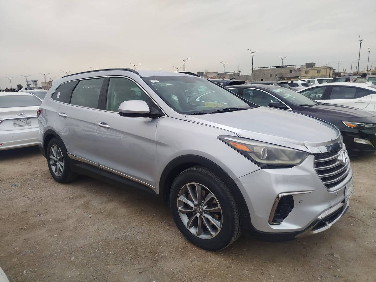 للبيع سنتافيه گراند موديل 2017 السياره 6سلندر 7راكب تبريد 3قطع السياره شبه المكفوله مابيهه اي تبديل ضربتهه فقط دعاميه جاهزه من كلشي محرك كير تخم تاير كهربائيات تبريد تدفئه جاهزه بدون ارباك رقم ذي قار بمنه السنويه 28 مكان السياره ناصريه المركز السعر 165وبيهه مجال للاستفسار الاتصال على الرقم ***********
