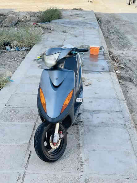 لبيع دراجه مال رمبه كفره ابيض موجود دراجه مزوده اصلي طالع من بغداد وصل مالته موجود طالعه بمليون و١٠٠ وتزويد تعرفون سعره وشراي يتصل وبخدمته مستعجل عليه ***********
