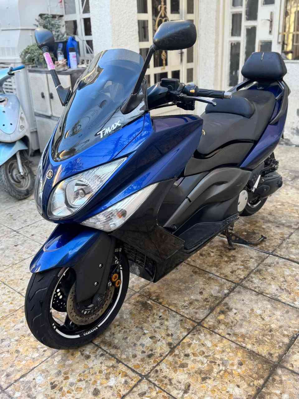 السلام عليكم تي ماكس 2011 مكفوله كفاله عامه آჂ̤ نقص مابيه دراجه جديده احله من صور ماشيه ٣٥ كلجات مكفوله 
السعر ٣٥وبيه مجال حك جيه *********** مكاني بغداد
