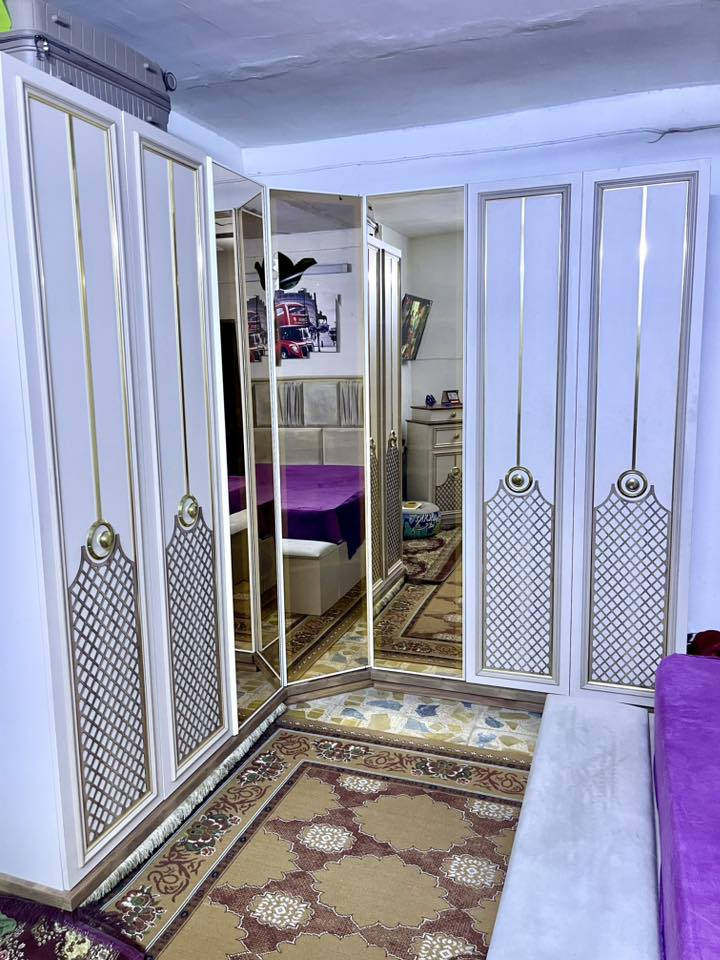 السلام عليكم غرفه تركي نضافه ٩٩/١٠٠ اخت الجديده كنتور زاويه السعر مليون و300قفل الشراي يتصل واتساب ***********
