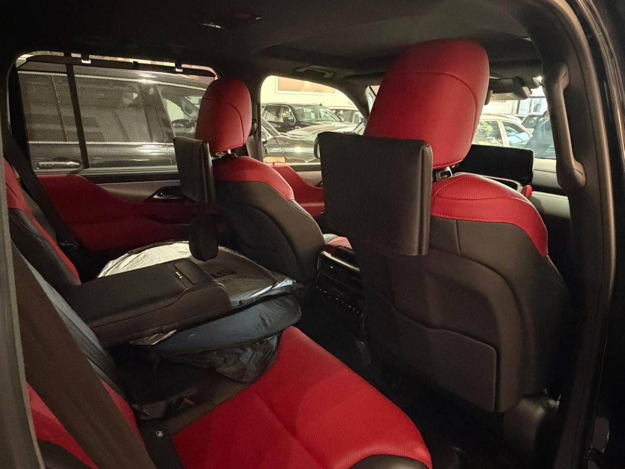 السلام عليكم لكزس 2025 أف سبورت وان Lx700h 
رقم بغداد زيرو. ساز بغداد 
5 راكب فول مواصفات 
للاستفسار: ‭0778 332 7624‬ بغداد, العراق
