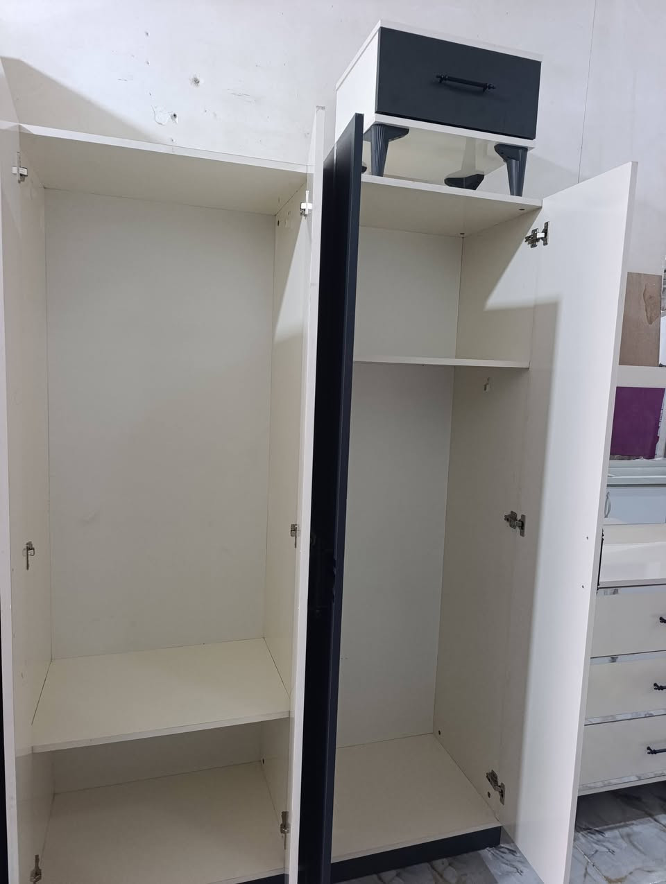 غرفه الكيم المستعمله متكونه من خمس قطع نظافه


**إذا كنت صاحب هذا الإعلان وتريد حذفه لأي سبب، رجاءا أرسل رسالة إلى الدعم الفني**