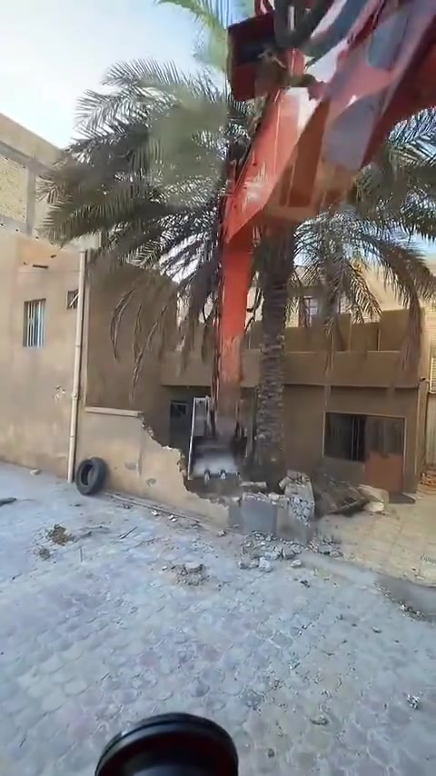 ذا عندك بيت قديم أو تريد تهيئ أرضك للبناء… إحنا الحل 👍
🔹 هدم الدور والمباني بكافة الأنواع

🔹 رفع الأنقاض وتنظيف الموقع بالكامل

🔹 فرش السبيس وتجهيز الأرض

💪 شغل مرتب + سرعة بالتنفيذ + أسعار مناسبة

📞 للحجز والاستفسار: 

***********

📩 راسلنا خاص أو اتصل بينا مباشرة، وخلي شغلك علينه

