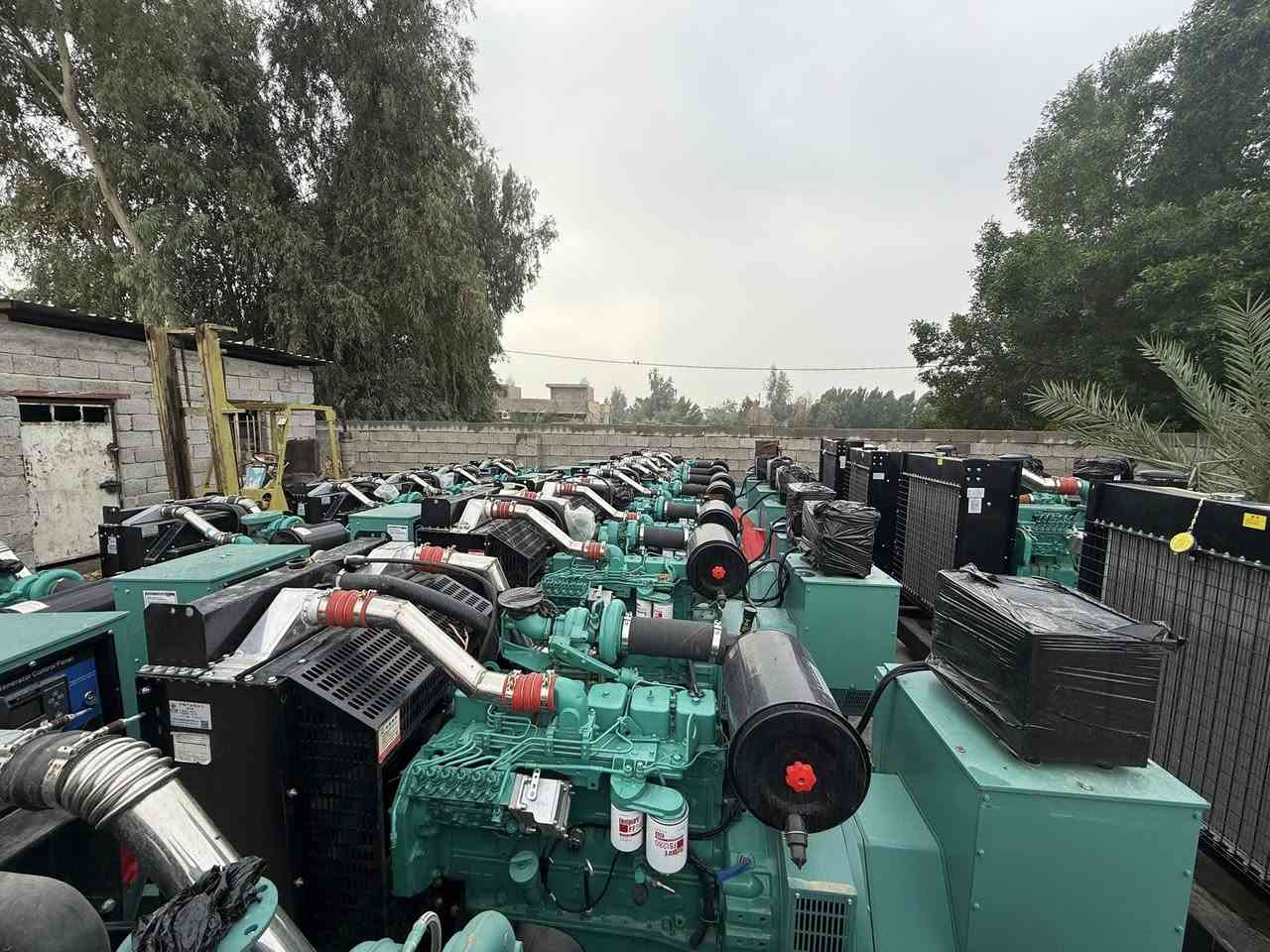 السلام عليكم مولدات كمنز  114 /24 ولف  6 بستم. 250 كيفي
كمنز 102.  /12 ولف.    100 كيفي 150 كيفي 

***********
