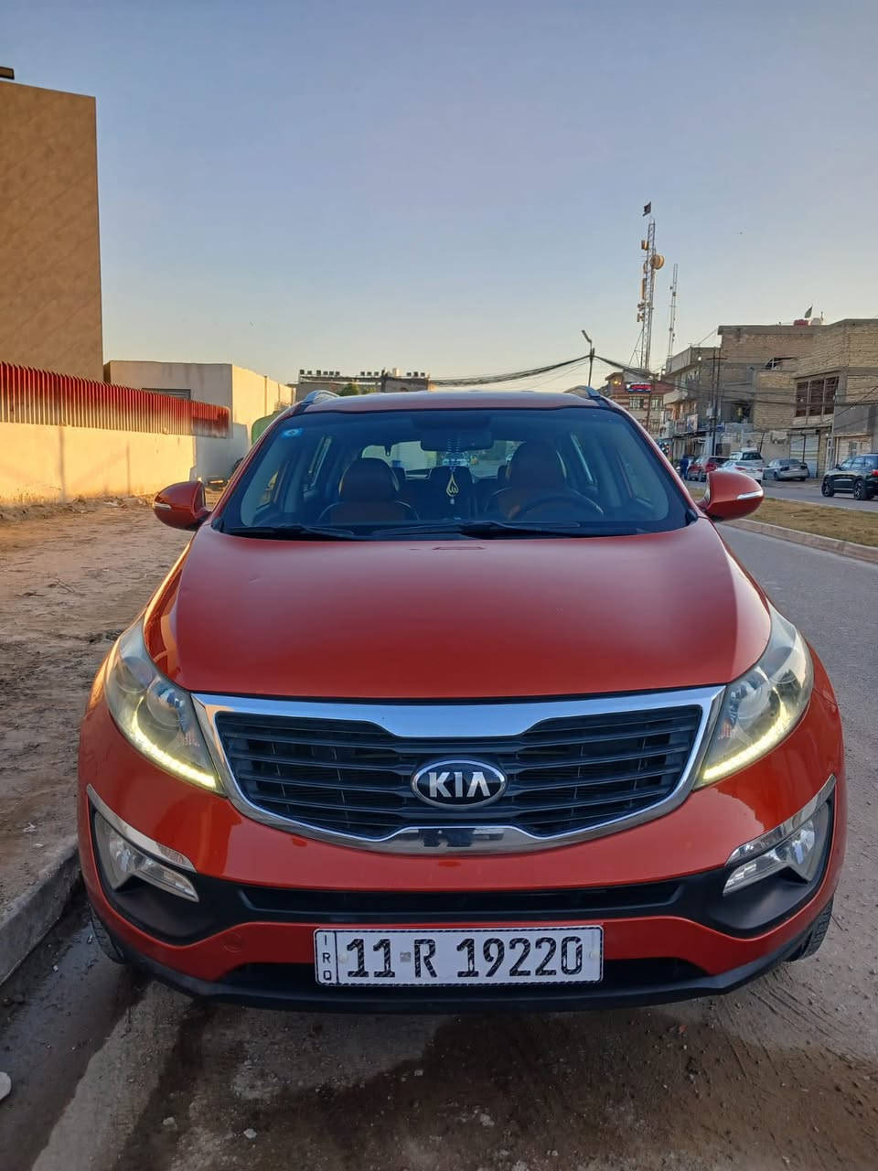 السلام عليكم.
للبيع سبورتج 2014 خليجيه مكفوله 
مكان السياره بغداد اليوسفيه قصر الاوسط 
السعر 145وبيها مجال 
للاتصال :***********
