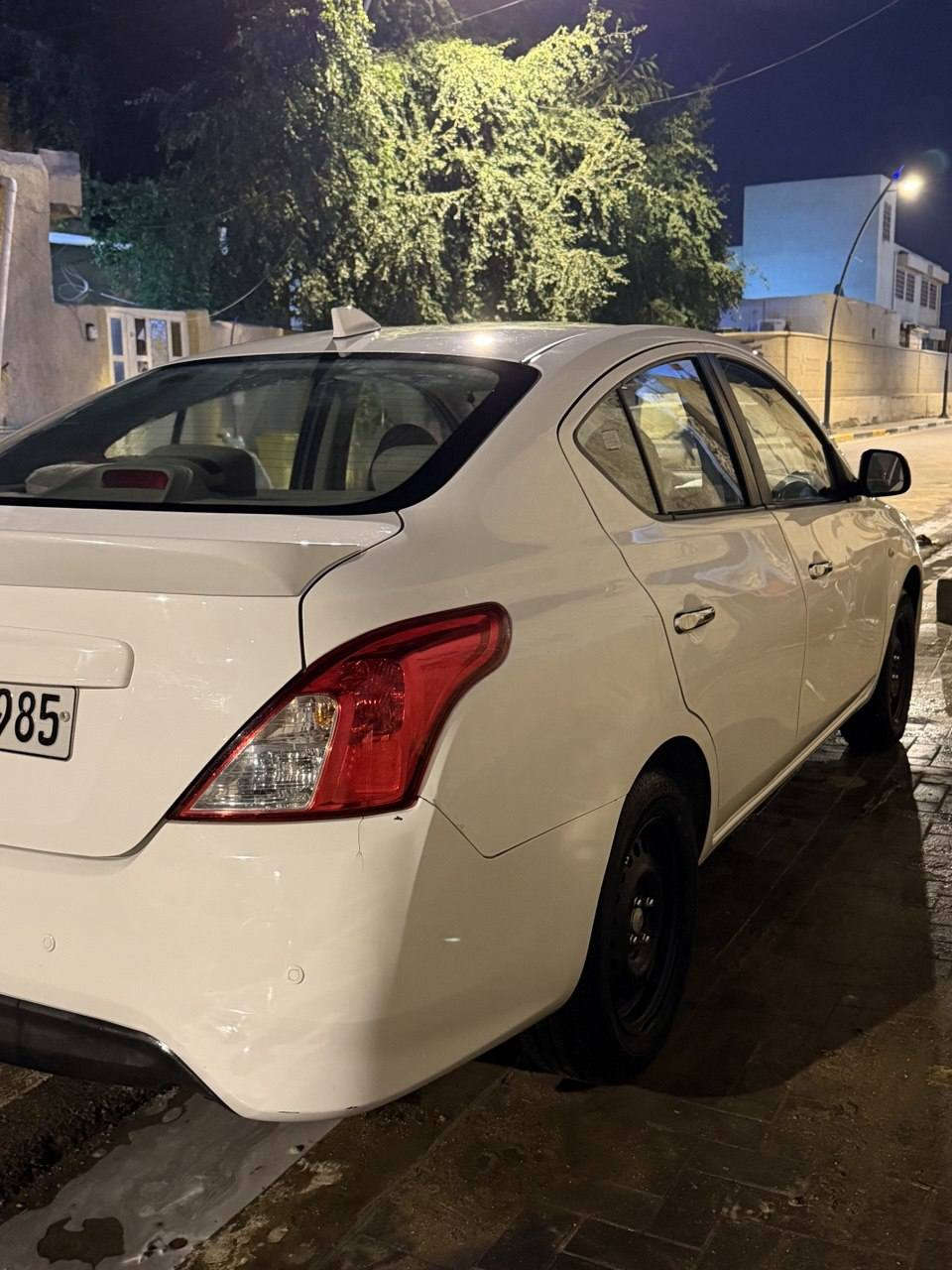 نيسان سني هندي موديل 24 كفاله عامه من الضربه والصبغ سياره جديده ماشيه 26 الف السعر 129 وبيها مجال
استفسار اتصل ***********
