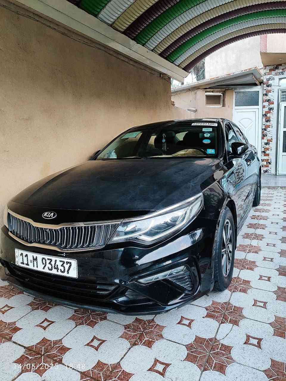 السلام عليكم
كيا اوبتيما 
موديل : 2019 
ماشيه : 70 
لون : اسود 
محرك : 2400
وارد : أمريكي 
ضربته: بلقماره واكعه بلوكعه فقط قطعه صغيره 
نضيفه وحلوه السياره 
السعر خاص او الاتصال بالرقم ..
*********** 
***********
