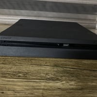 شباب توفر عدنة : جهاز بلايستيشن فور 4 نضيف 100/100 مع إضافات 🎮 🔥 مواصف...