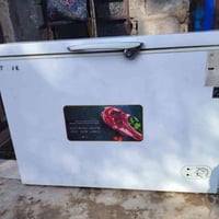 مجمدة ٦ شهور • ميز حديد كبير • داير حديد