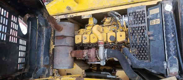 حفاره كوماتسو للبيع رقم سليمانيه موديل 99/***********
