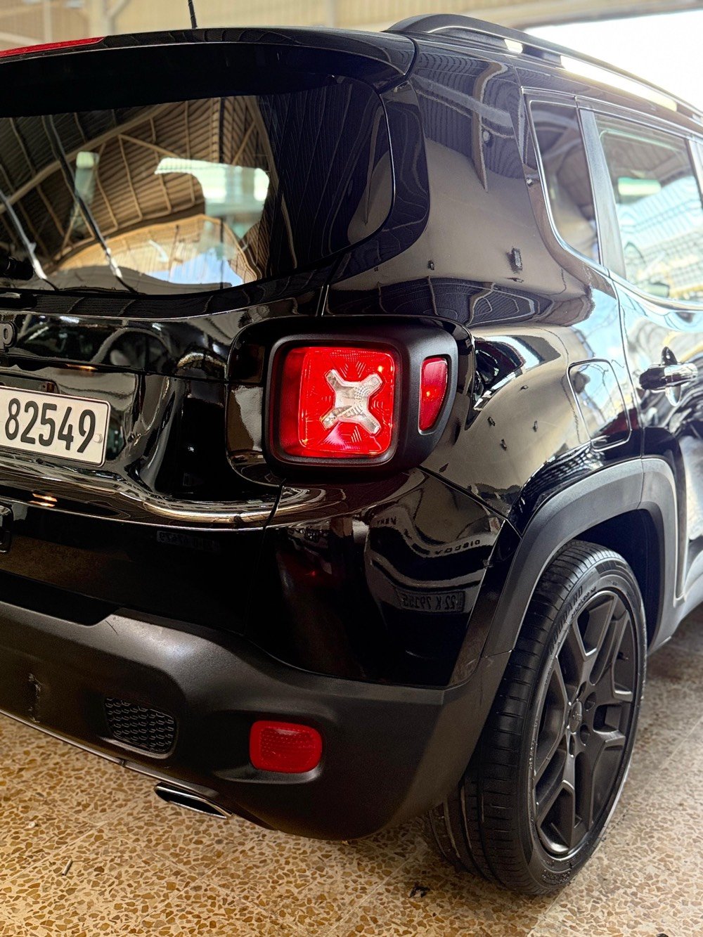 سلام عليكم

السيارة : جيب رينيجيد

 الموديل : 2021

اللون : اسود 

اللوحة : اربيل 

السعر :  ١30 $ورقة

حادث السيارة : چاملغ ايمن 

بدون دواخل 
___________________
الــمــواصــفـــات  فول عدا الفتحة:-

{1} بصمة تشغيل + ابواب

{2} شاشة كبيرة  

{4} انضمة قيادة : اوتو

{6} كامرة خلفية دوارة مع الستيرن 

{7} لد نهاري 

{8} ويل كروم 

{9} سايد بريك بصمة 

{10} مانع انزلاق 

{11} فول تحكم ستيرن 

{12} جام اوتو يصعد دكمة وحدة وينزل كذلك

{13} منافذ USB

كشنات جلد 

كشنات تدفية

سترين تدفية

فورويل 

للإستفسار الإتصال 📞

***********