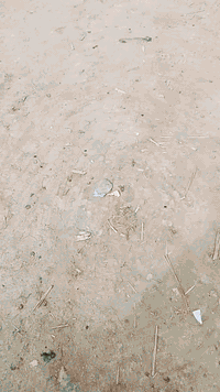 دونم ونصف على شارع الحولي قريب على حلويات الحمداني على البزل تبعد عن شارع ٦٠٠متر سعر ١٧٥لتصال***********
