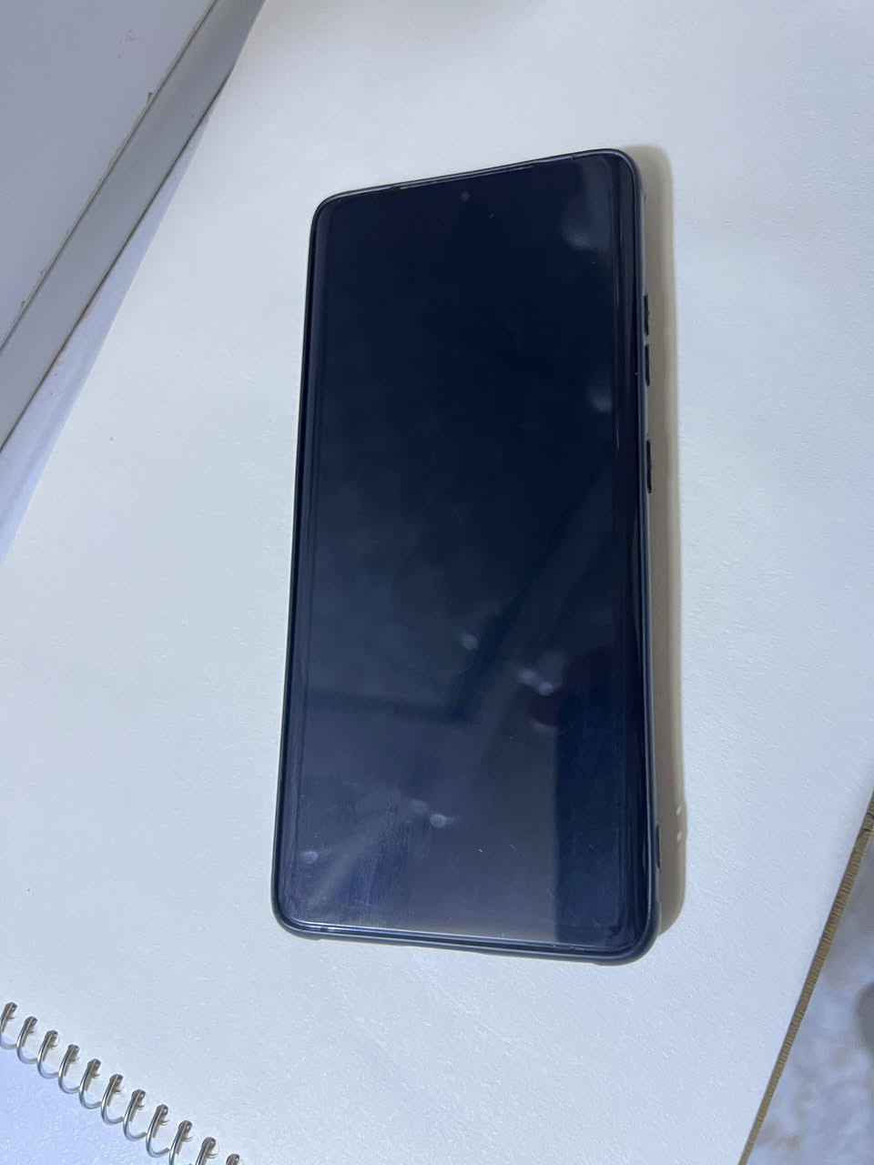 سامسونك اس 21 الترا 5g مبدل ظهر وعندك نمش بالكاميرا الخلفية مو واضحه كلش بسبب تبديل الظهر
سعره 375 بيه مجال قليل او مراوس بدون ملحقات العنوان البصرة دور النفط واتساب ***********
