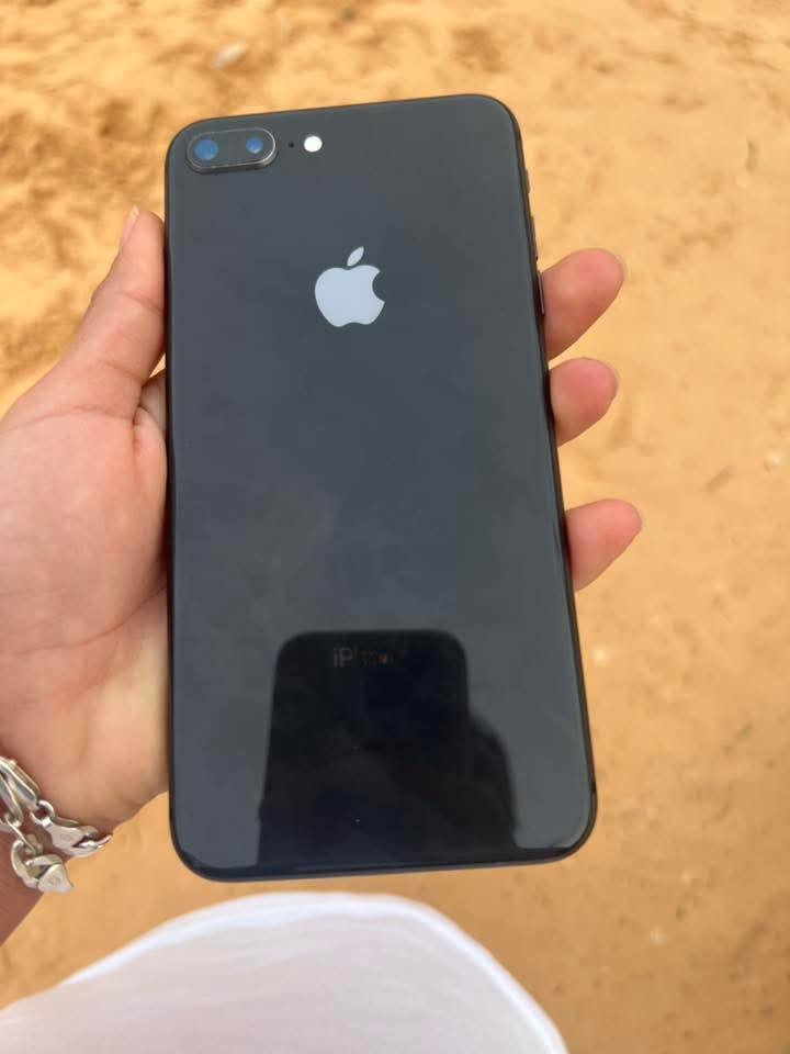 السلام عليكم 💙
ايفون 8 بلص
IPhone 8 Plus
نظافة 100%
شخط ما بي جديد كلش
لون ابيض
ذاكرة 64
جهاز يخبللللل للاخير
لحد يكلي التفاصيل التفاصيل كلها داخل الصور
ملاحظة بدون ملحقات
ولحد يكلي سعر غالي الجهاز يسوه البيجات جاي تبيعه بسعر خيالي  
السعر 120
رقمي ***********📞📞📞
